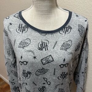 Harry Potter Hogwarts Wizarding World glasses wand Graphic Sleep Shirt Medium